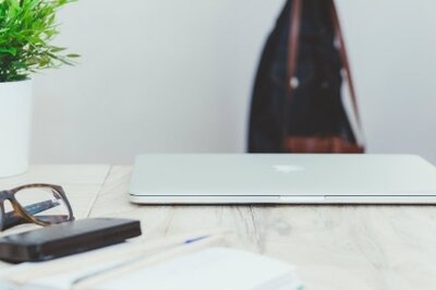 urgent care ehr - computer